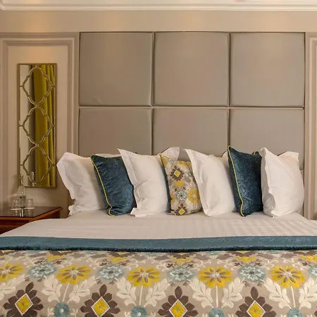 Otel Cork's Vienna Woods &