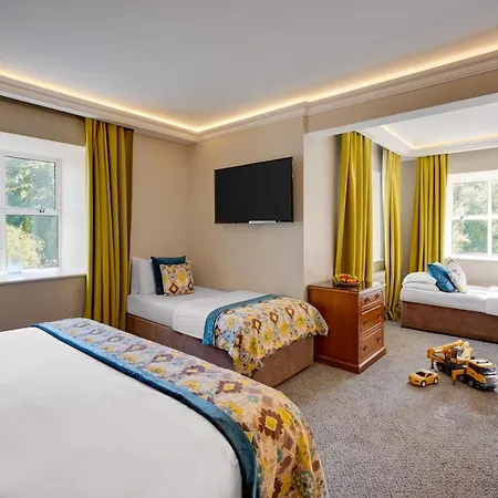 Cork's Vienna Woods & 4* Cork