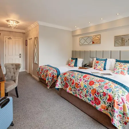 Cork's Vienna Woods & Hotel